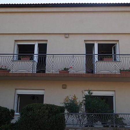 Apartments Pintar Светий Юрай Екстер'єр фото